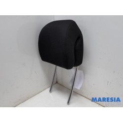 Peugeot - 5008 - Headrest