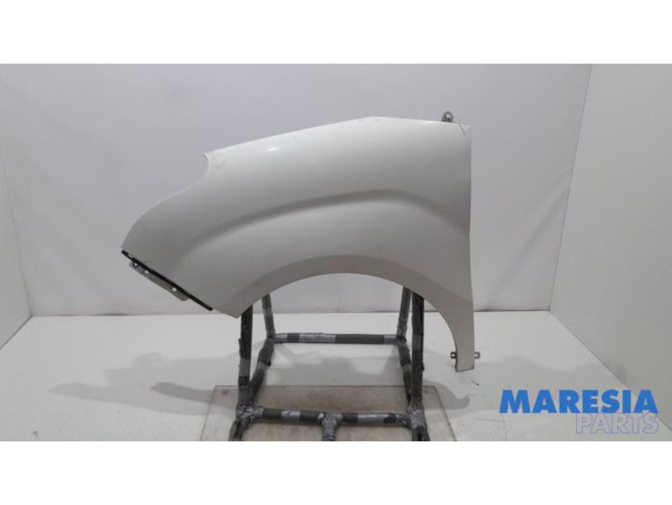Fiat - Doblo - Front wing, left