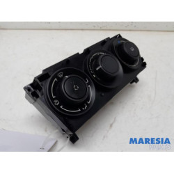 Peugeot - 5008 - Heater control panel