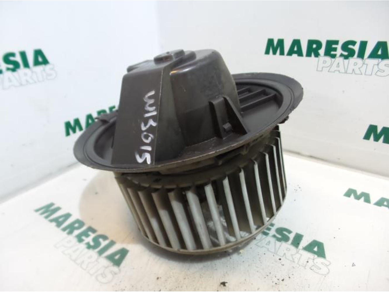 Lancia - Delta - Heating and ventilation fan motor