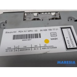 Peugeot - 5008 - Radio CD player