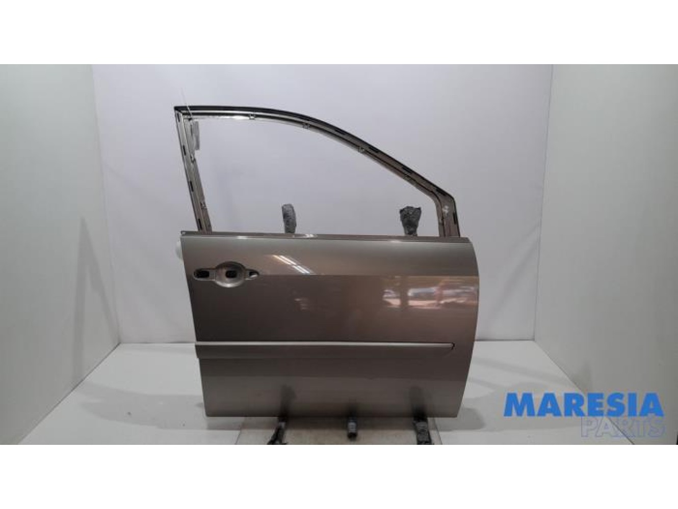 Renault - Grand Scenic - Portière 4portes avant droite