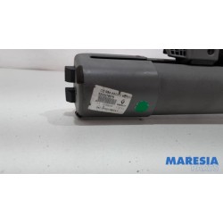 Renault - Grand Scenic - Luggage compartment cover