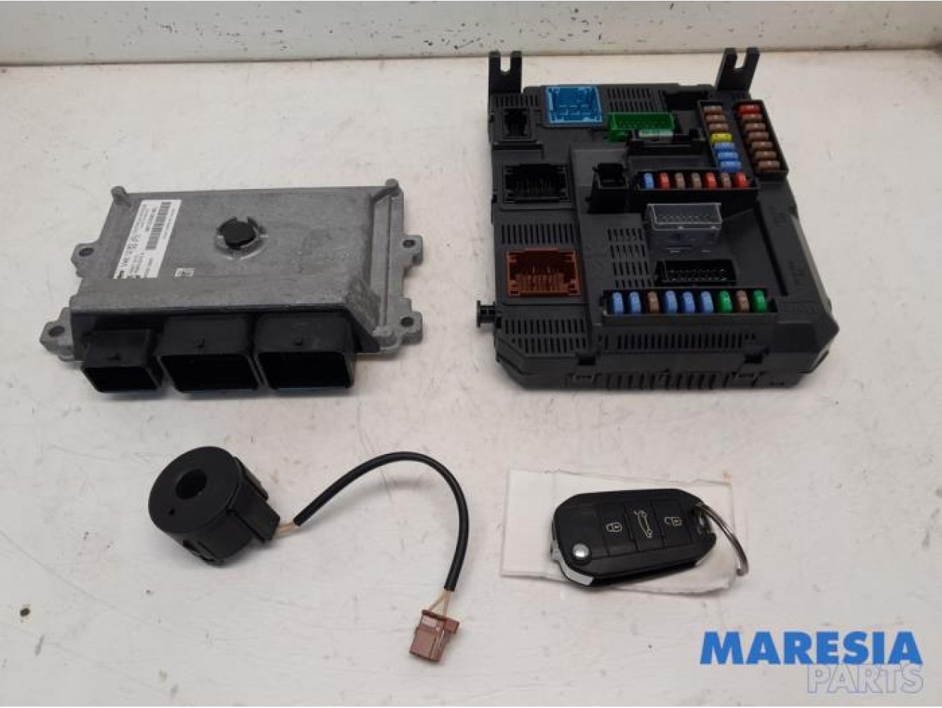 Citroen - C4 Cactus - Engine management computer