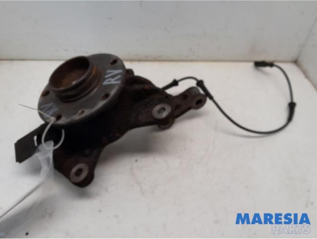 Renault - Megane - Knuckle, front right