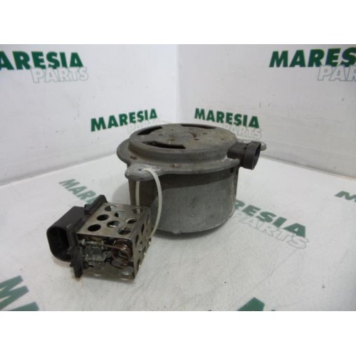 Renault - Laguna - Fan motor