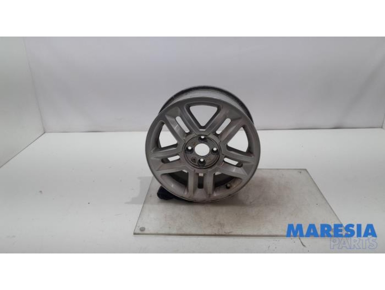 Renault - Grand Scenic - Wheel