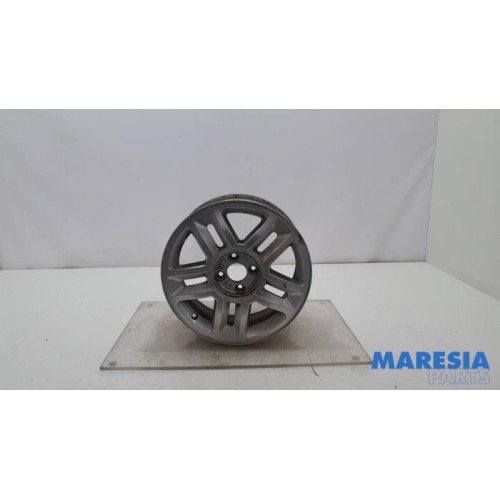 Renault - Grand Scenic - Wheel
