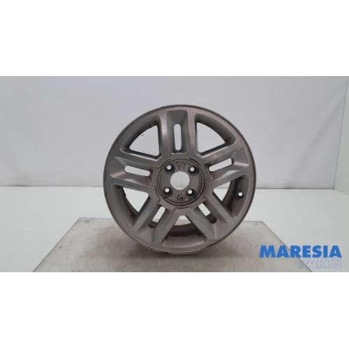 Renault - Grand Scenic - Wheel