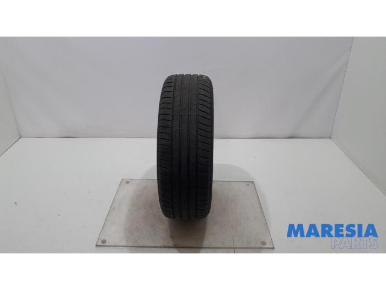 Renault - Grand Scenic - Tyre