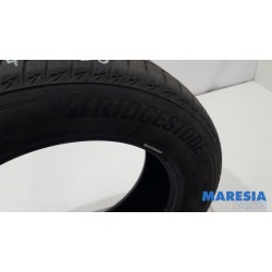 Renault - Grand Scenic - Tyre