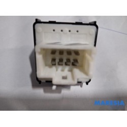 Citroen - C4 Cactus - Electric window switch