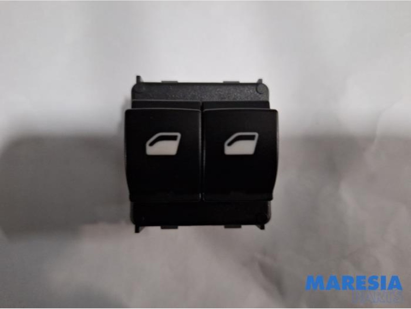 Citroen - C4 Cactus - Electric window switch