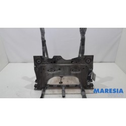 Renault - Clio - Subframe
