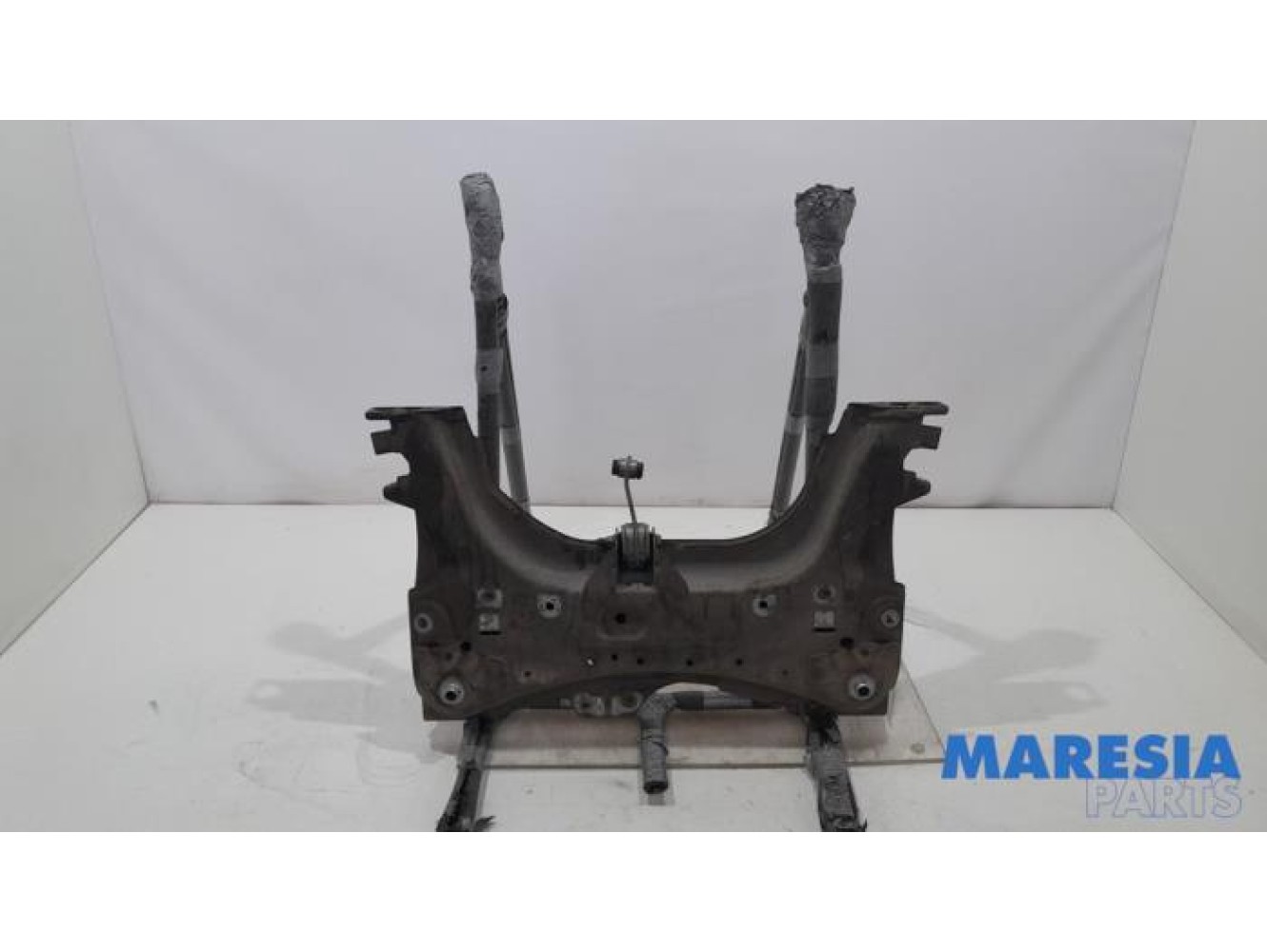 Renault - Clio - Subframe