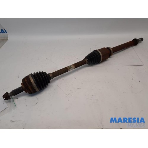 Renault - Megane - Front drive shaft, right