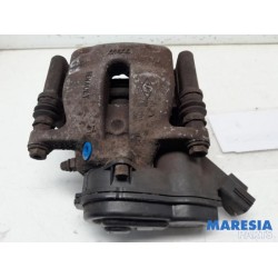 Renault - Megane - Rear brake calliper, right