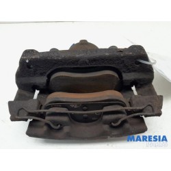Renault - Megane - Front brake calliper, left