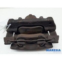 Renault - Megane - Front brake calliper, right