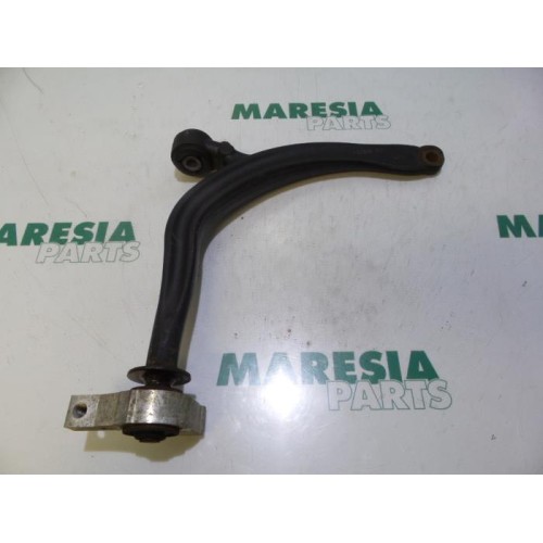 Citroen - C5 - Front lower wishbone, right