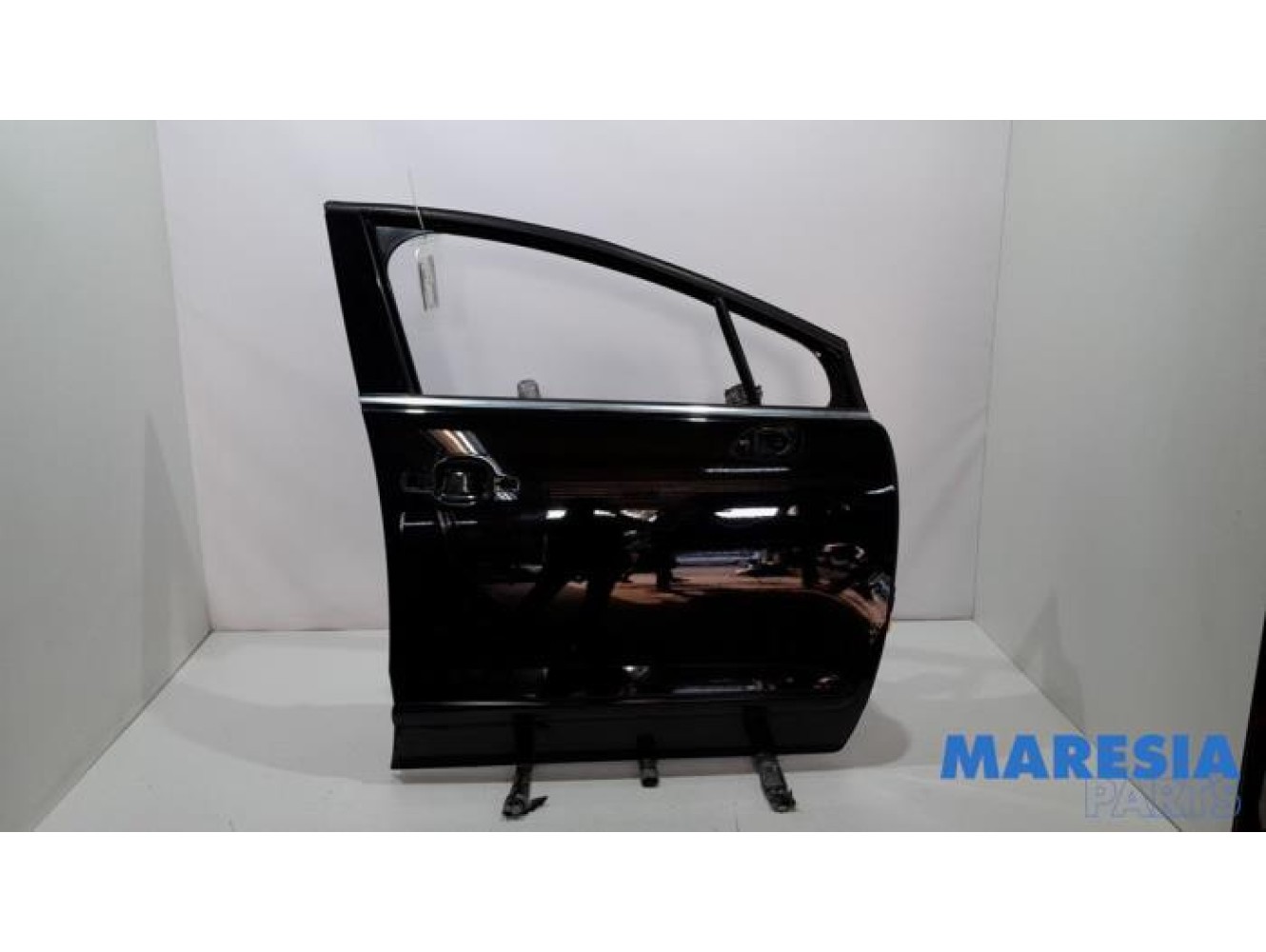 Peugeot - 5008 - Front door 4-door, right