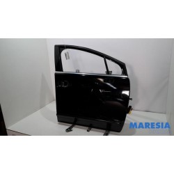 Peugeot - 5008 - Front door 4-door, right