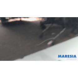 Peugeot - 5008 - Rear door 4-door, left