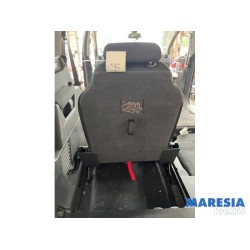 Peugeot - 5008 - Stoel achter