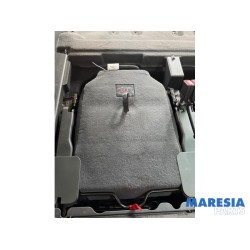Peugeot - 5008 - Stoel achter