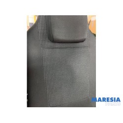 Peugeot - 5008 - Rear seat