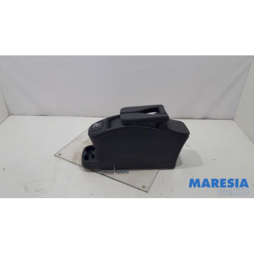 Renault - Grand Scenic - Console centrale