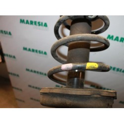 Renault - Kangoo - Front shock absorber rod, left