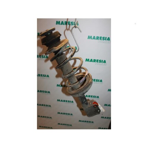 Renault - Kangoo - Front shock absorber rod, left