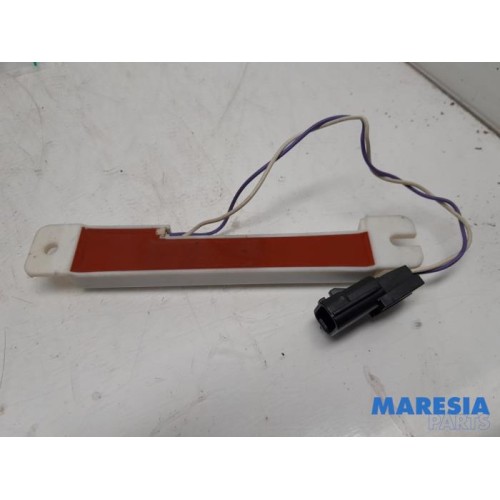 Renault - Megane - Keyless entry antenne