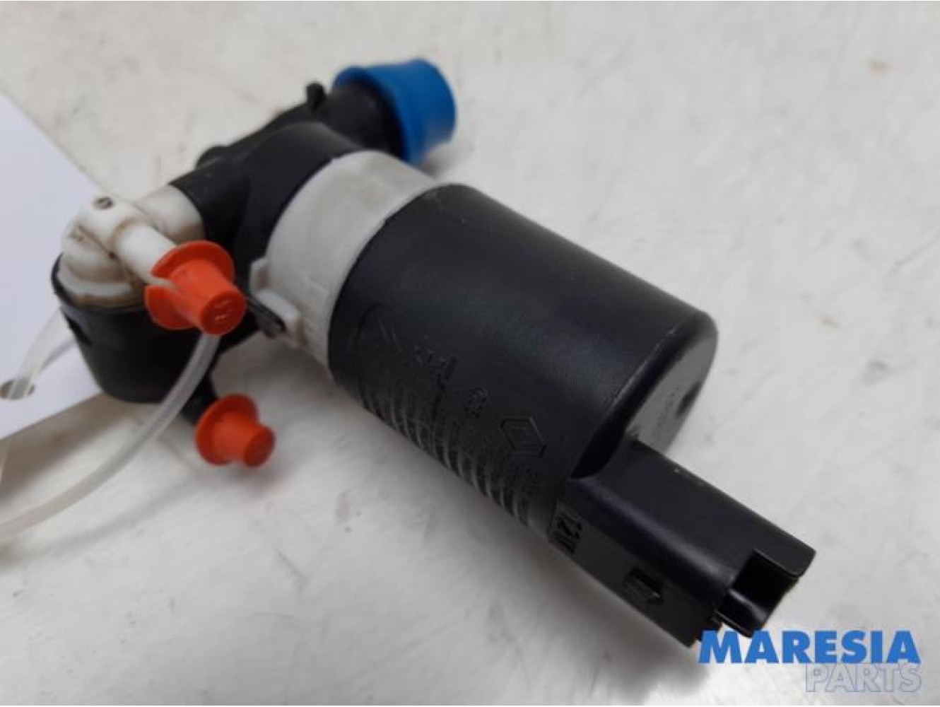 Renault - Megane - Front windscreen washer jet
