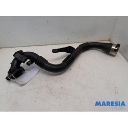 Renault - Megane - Front windscreen washer jet