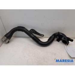 Renault - Megane - Front windscreen washer jet