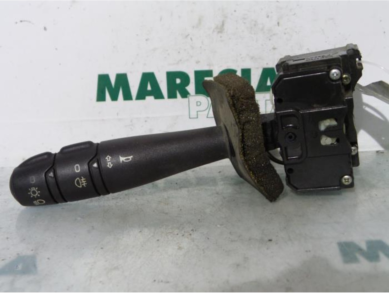 Renault - Laguna - Indicator switch