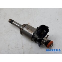 Renault - Clio - Injector (petrol injection)