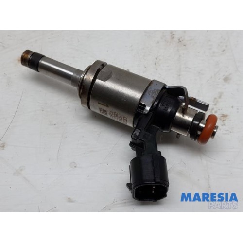 Renault - Clio - Injector (petrol injection)