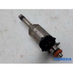 Renault - Clio - Injector (petrol injection)