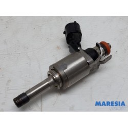 Renault - Clio - Injector (petrol injection)