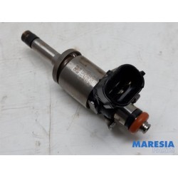 Renault - Clio - Injector (petrol injection)