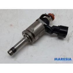 Renault - Clio - Injector (petrol injection)