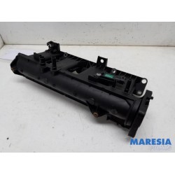 Renault - Clio - Intake manifold