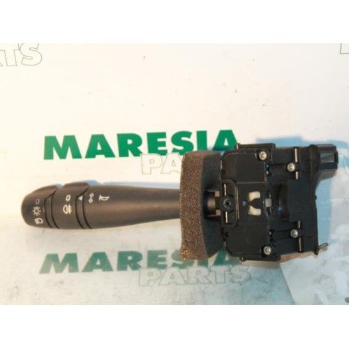 Renault - Laguna - Indicator switch