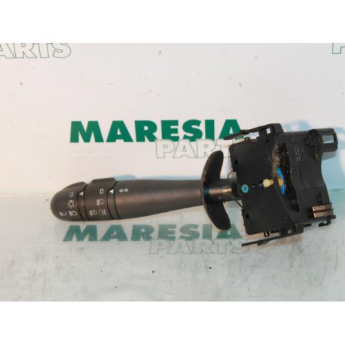 Renault - Laguna - Indicator switch