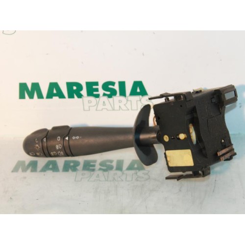 Renault - Laguna - Indicator switch
