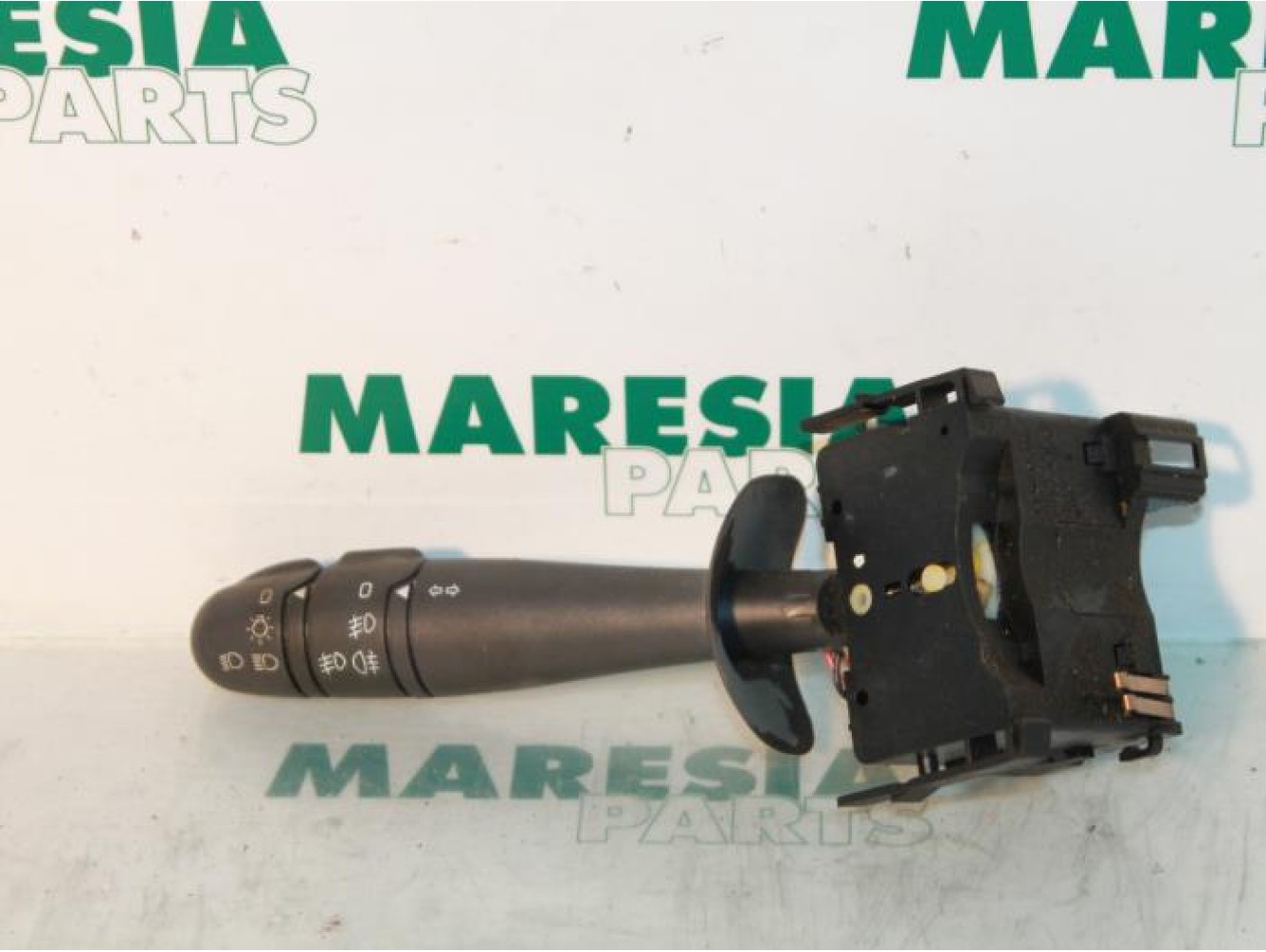 Renault - Laguna - Indicator switch