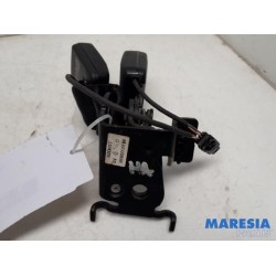 Renault - Megane - Rear seatbelt buckle, left